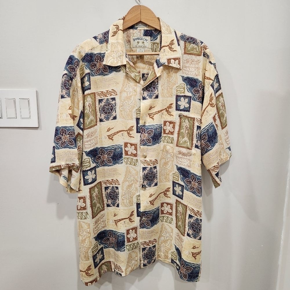 VTG Bamboo Cay 100% Rayon Hawaiian Camp Shirt Mens XL Tropical Fish Loop Collar